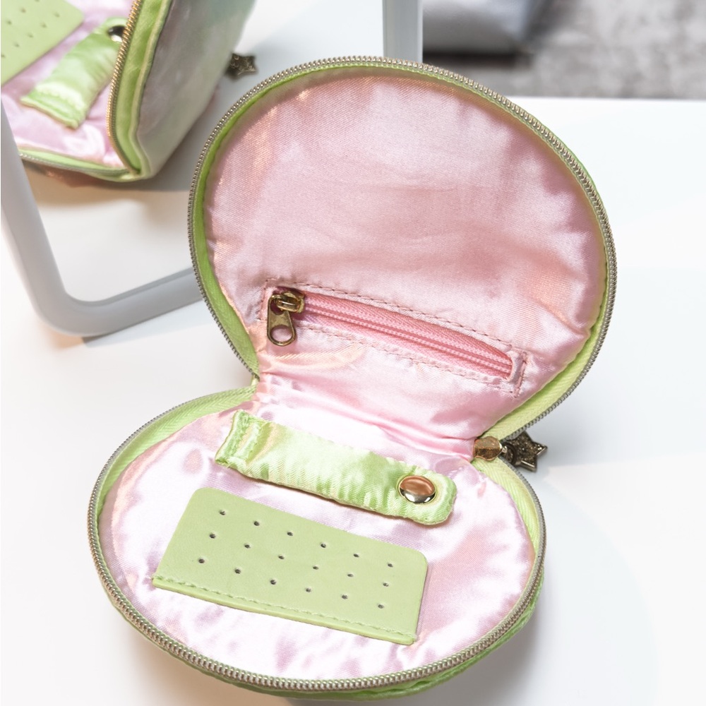 Vintage Tinker Bell Jewelry Case – Earring Organizer - Picture 2 of 3